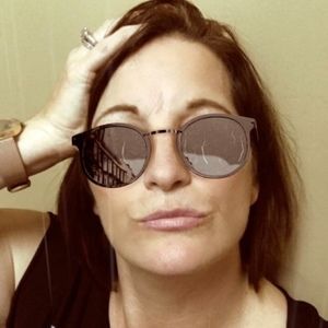 Meet your Posher, Robin